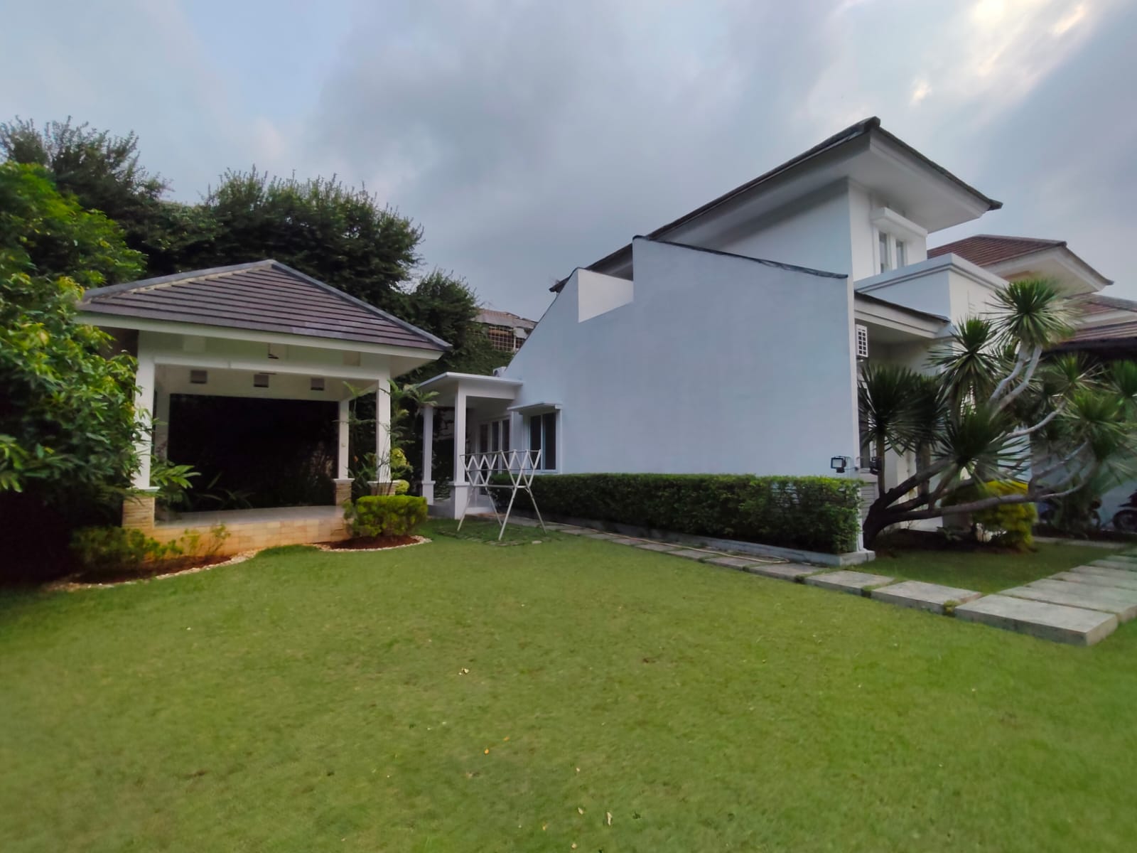 Rumah Disewakan di Cluster Bahama Deltamas
